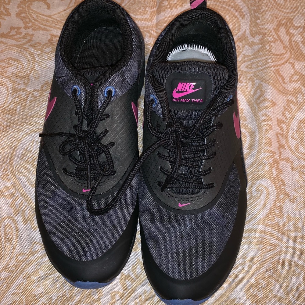 Nike Thea air max